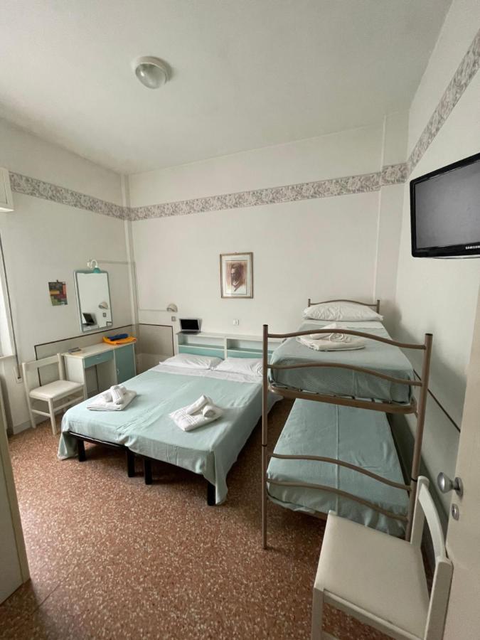 Urania Nuova Gestione 3*