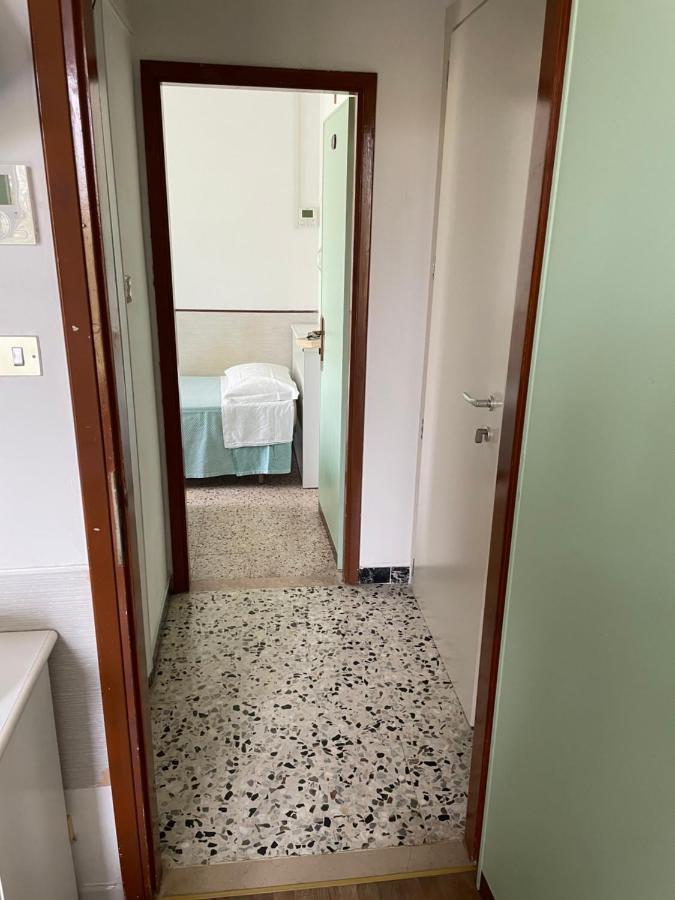 Urania Nuova Gestione 3*