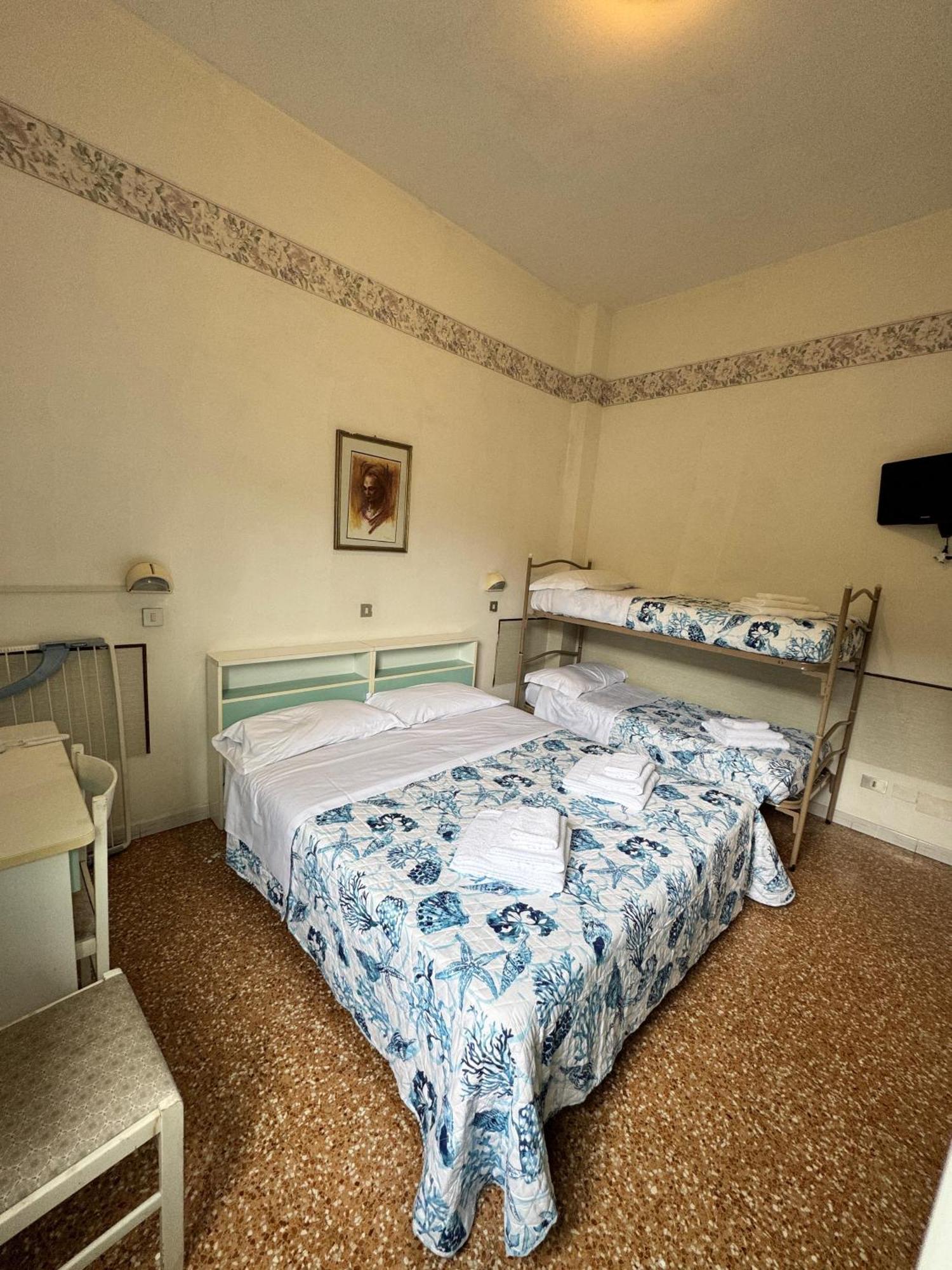 Hotel Urania Nuova Gestione 3*