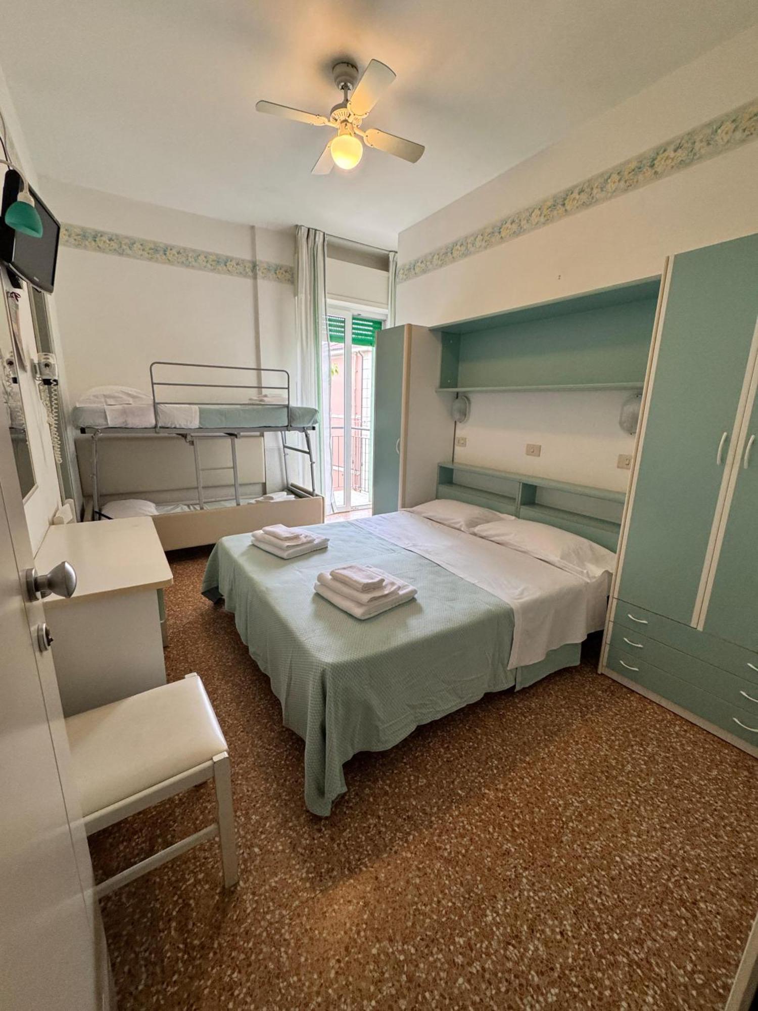 Urania Nuova Gestione 3* Rimini