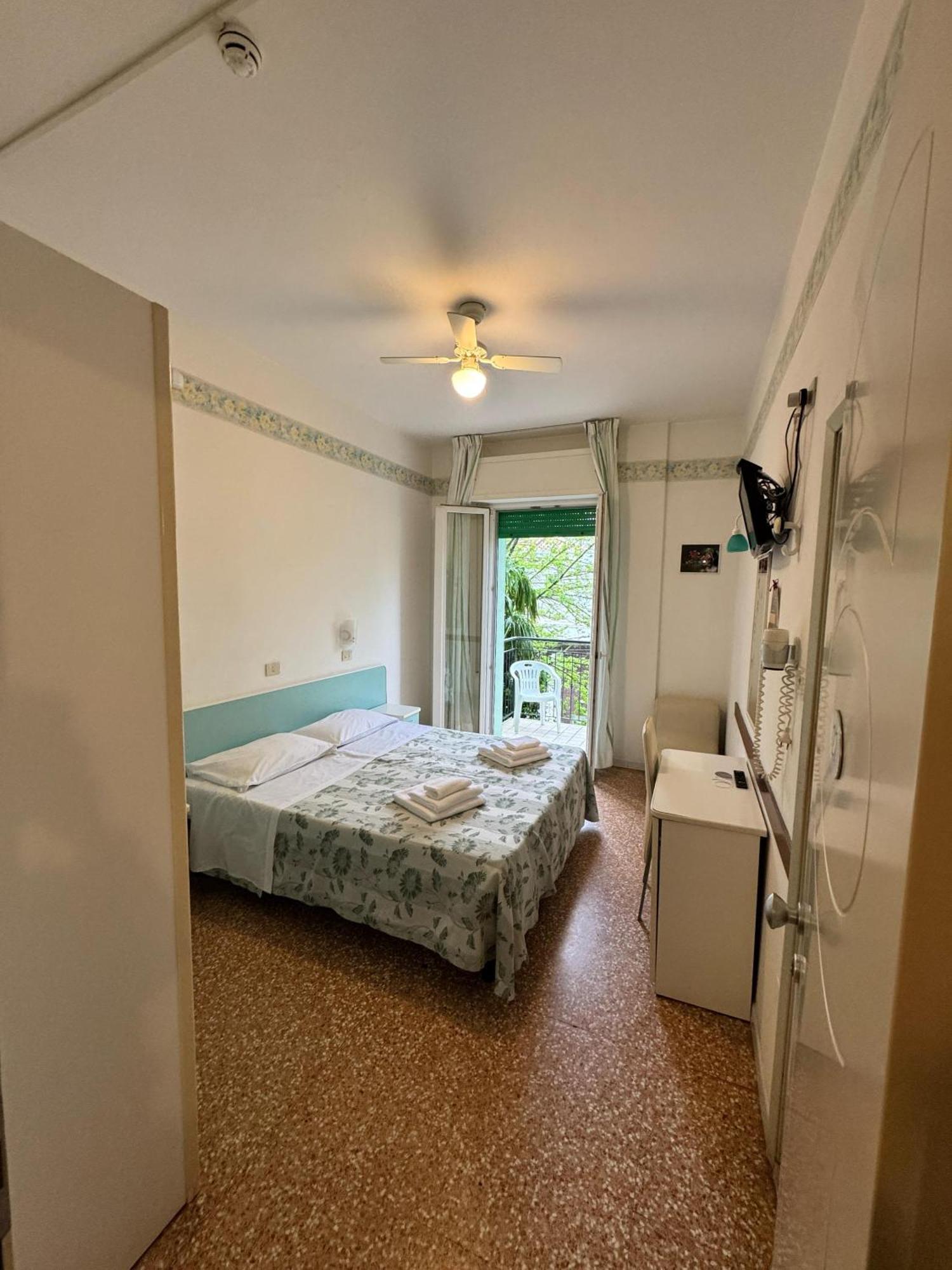 Urania Nuova Gestione 3* Rimini