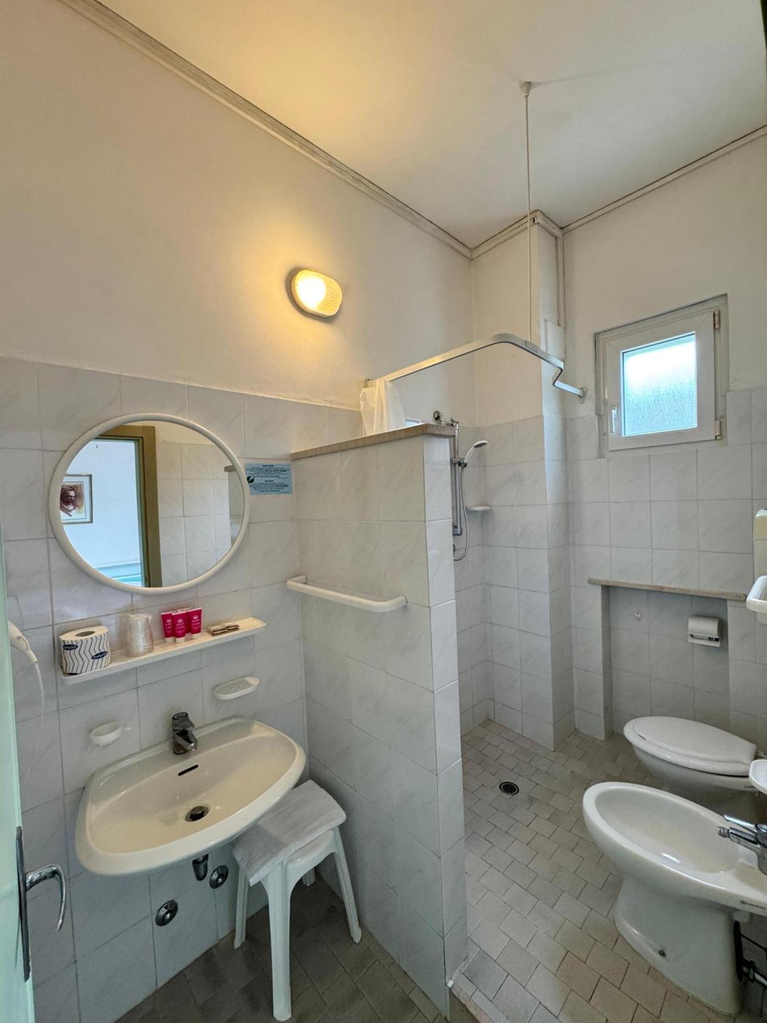 Urania Nuova Gestione 3*