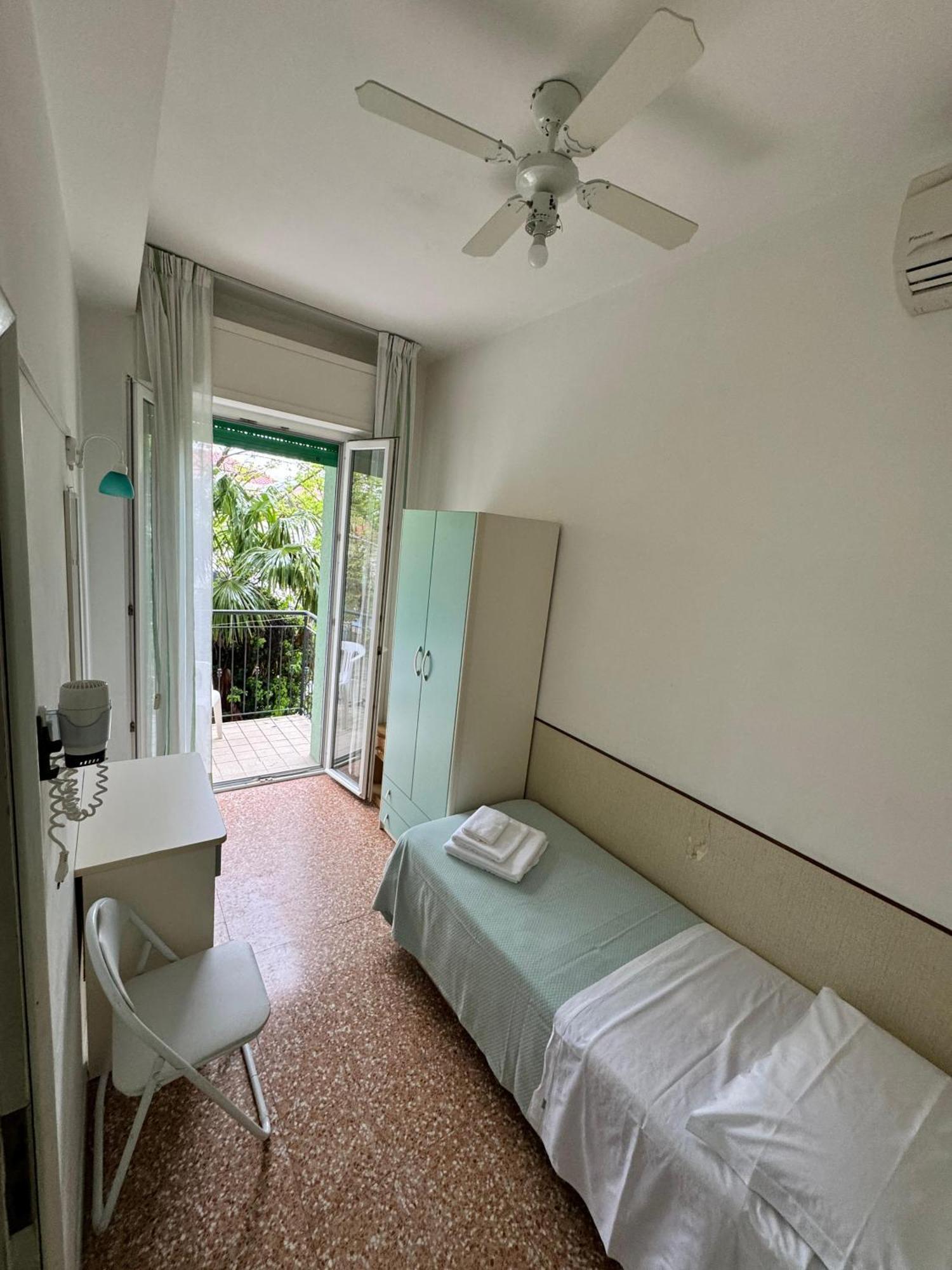 Urania Nuova Gestione 3* Rimini