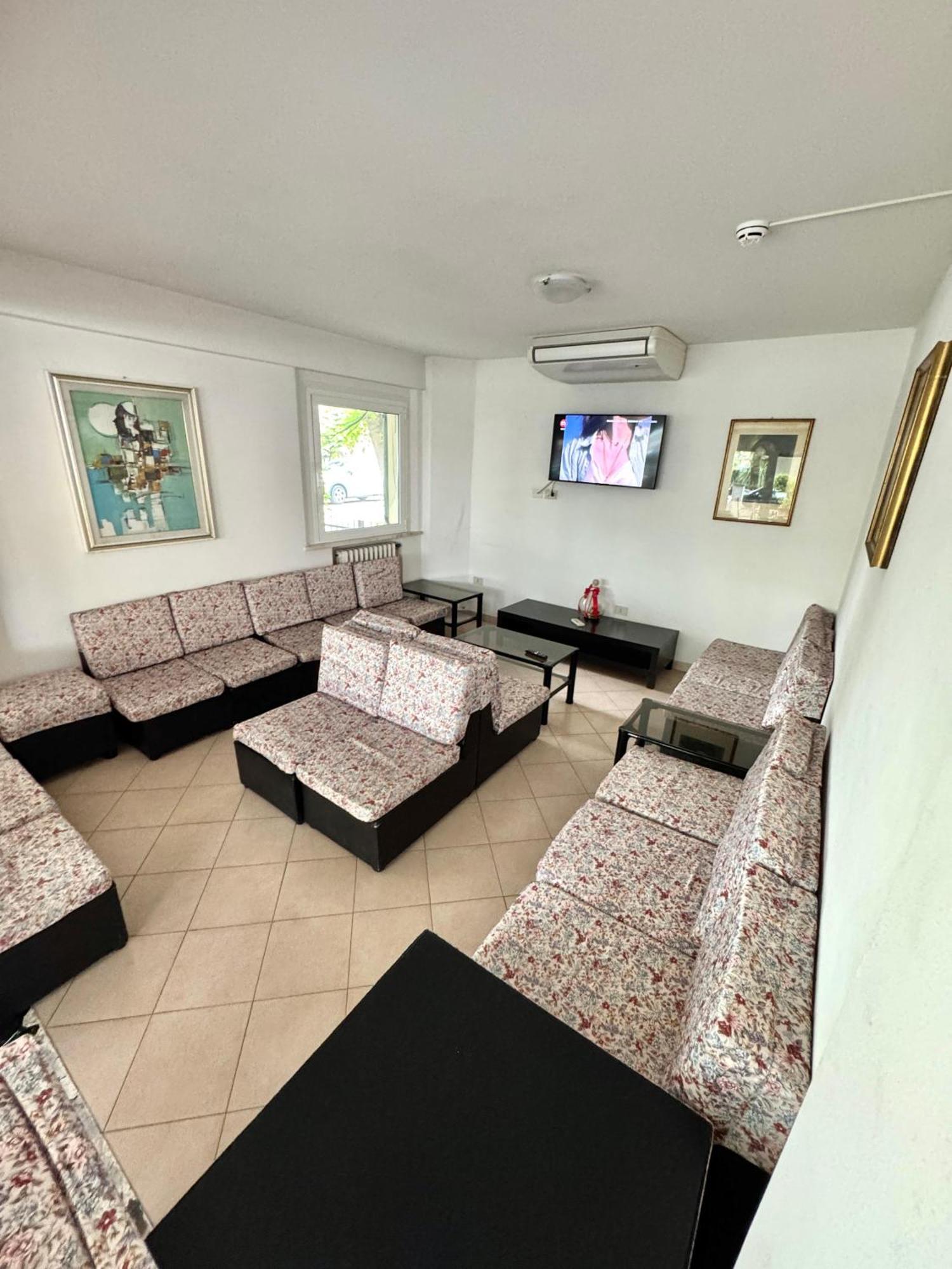 Urania Nuova Gestione Hotel Rimini